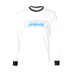 Sweatshirt branca de manga comprida, com gola e punhos pretos e inscrição Be Your Own Upgrade, vista de frente.