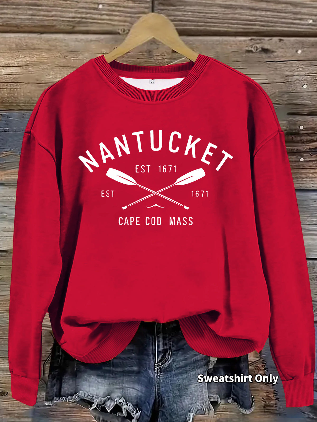 Long sleeved sweatshirt