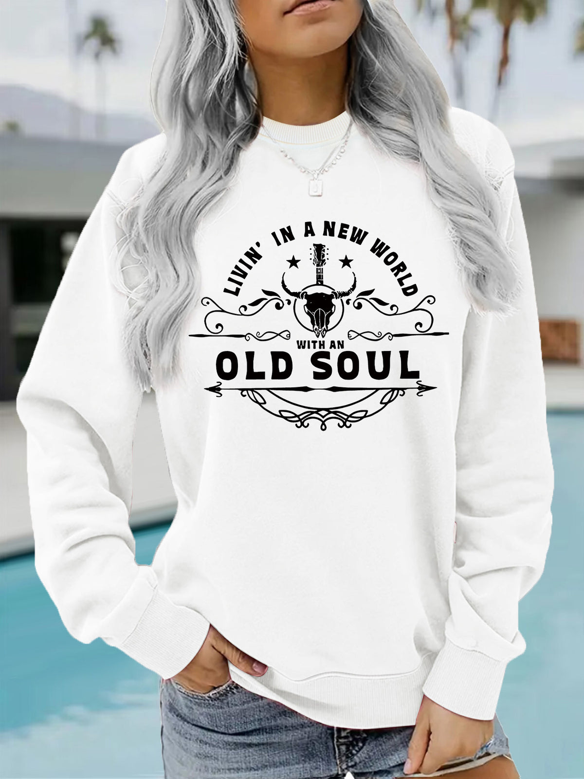 Sweatshirt Caveira e Letras — Estilo Dark