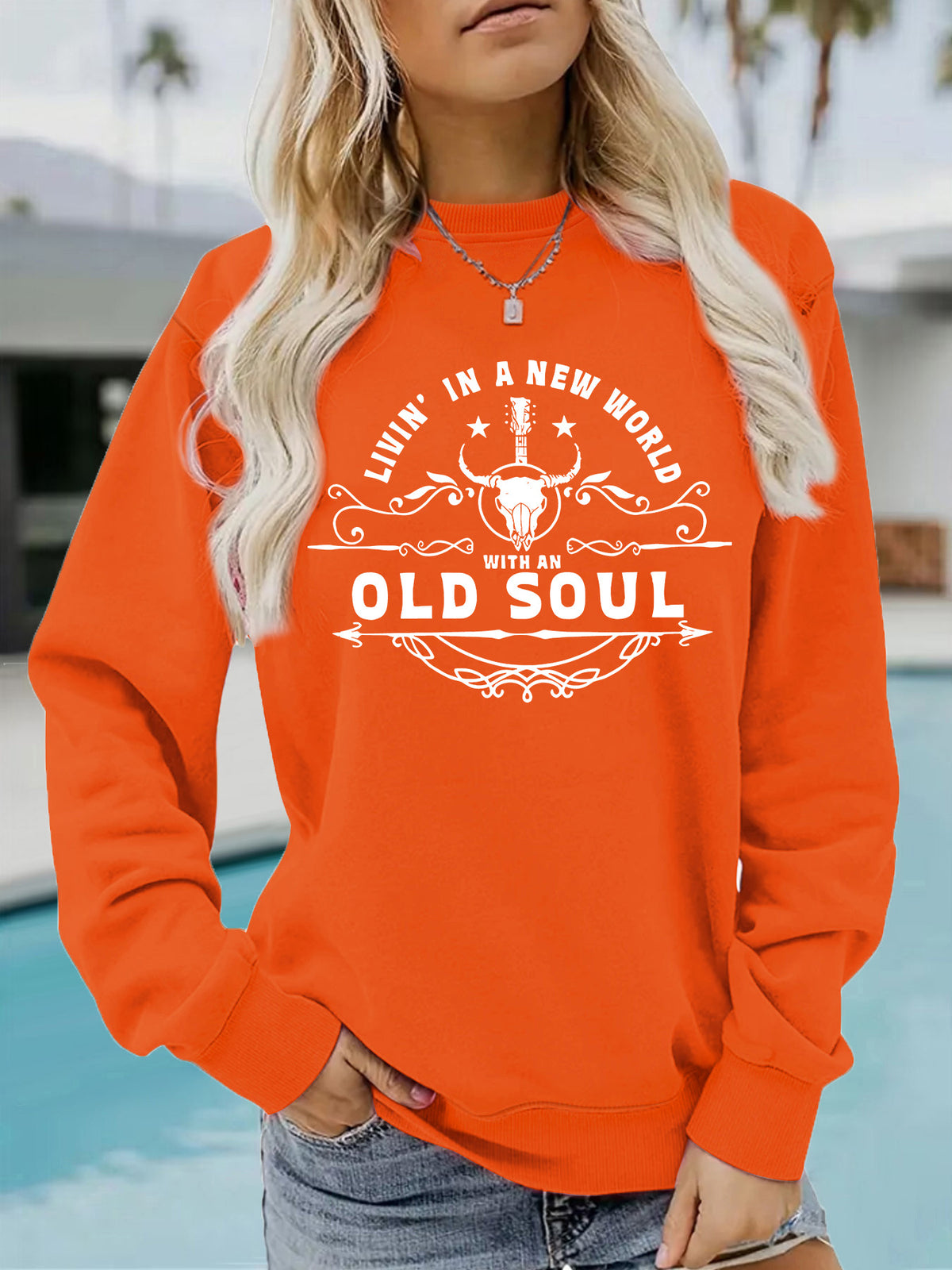 Sweatshirt Caveira e Letras — Estilo Dark