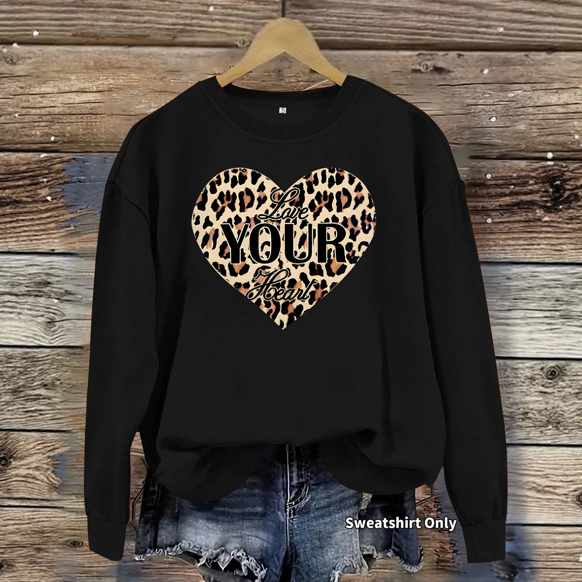 Sweatshirt Coração Leopardo — Estilo Selvagem