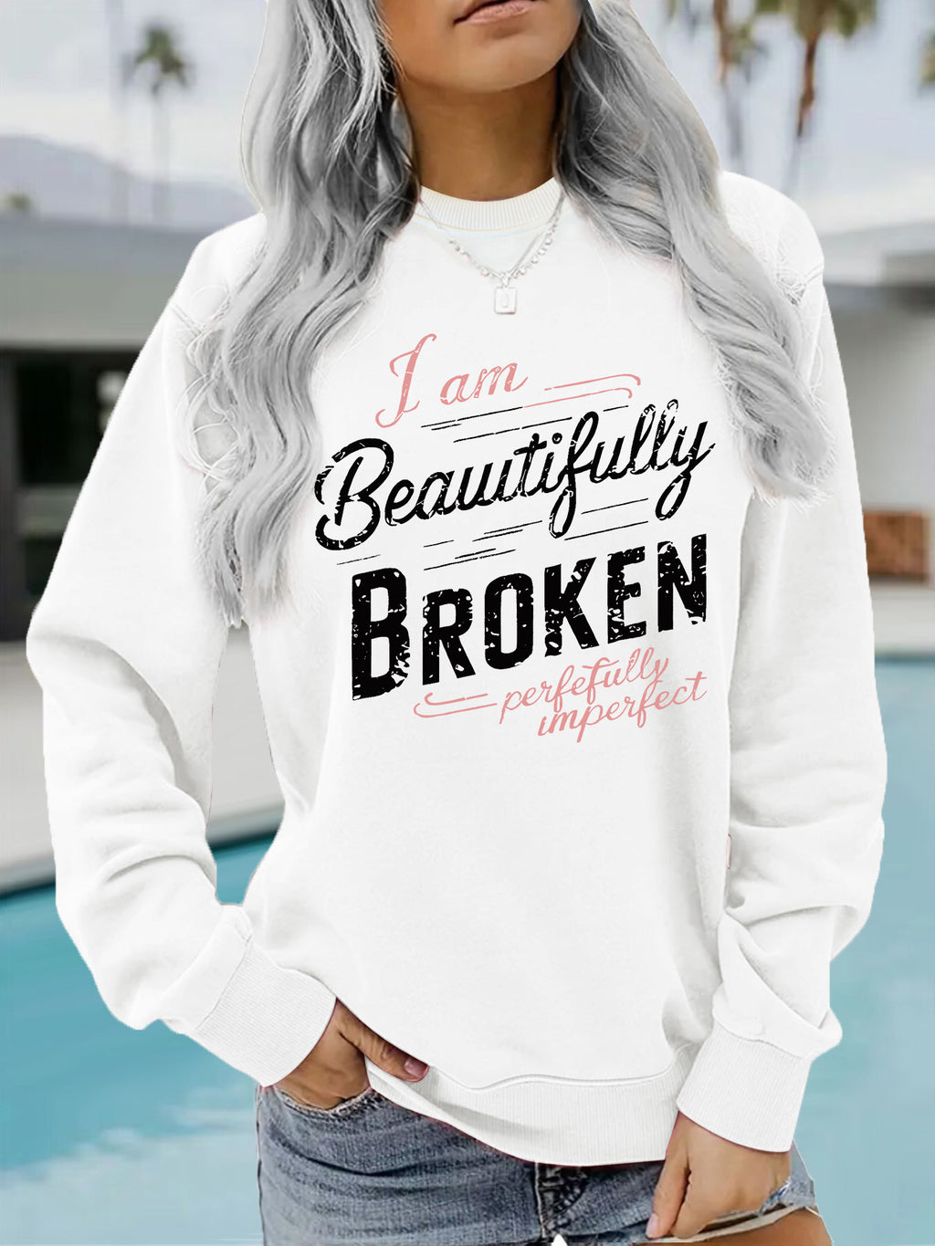 Letter pattern printed round neck hoodie