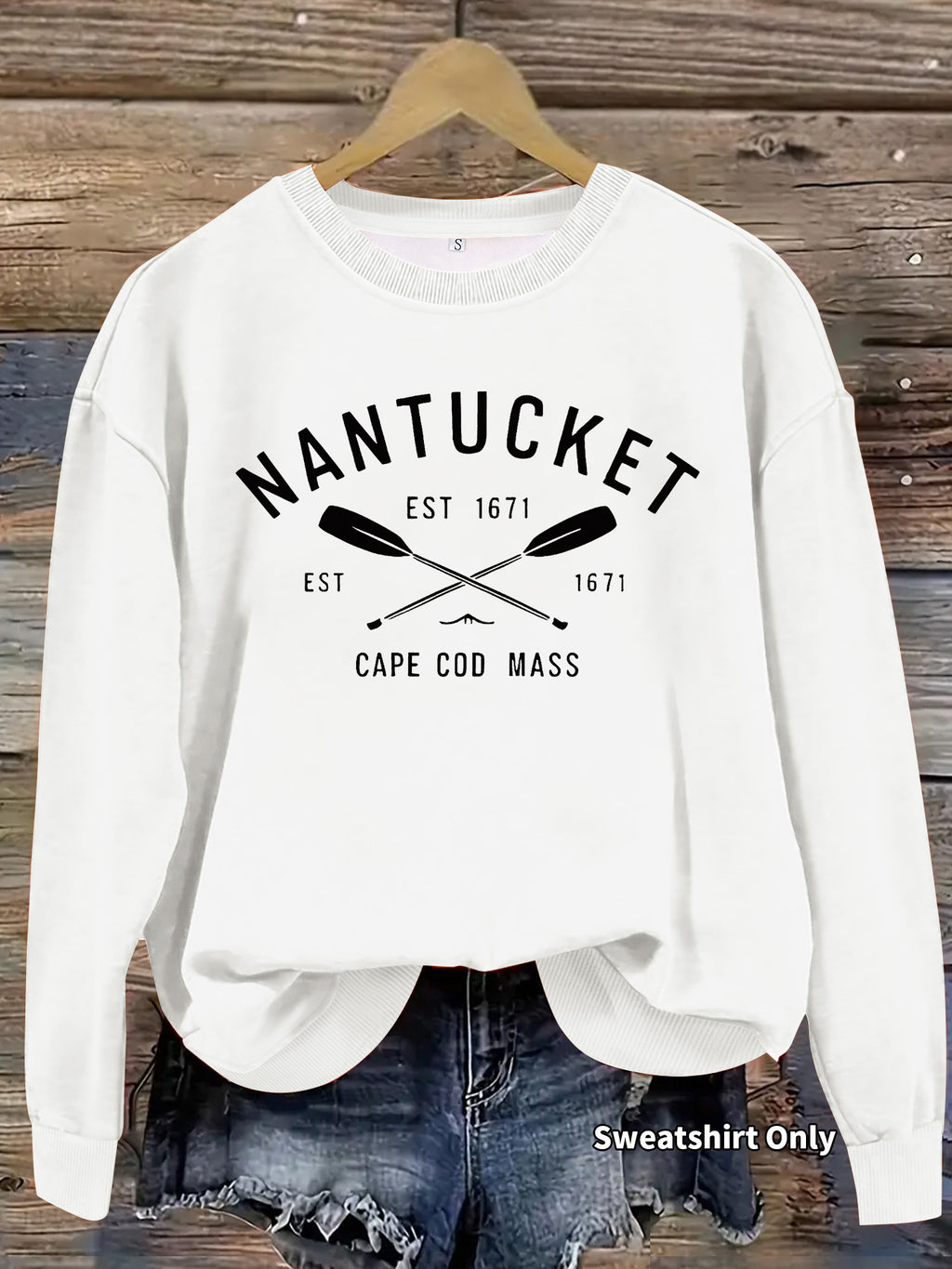 Long sleeved sweatshirt
