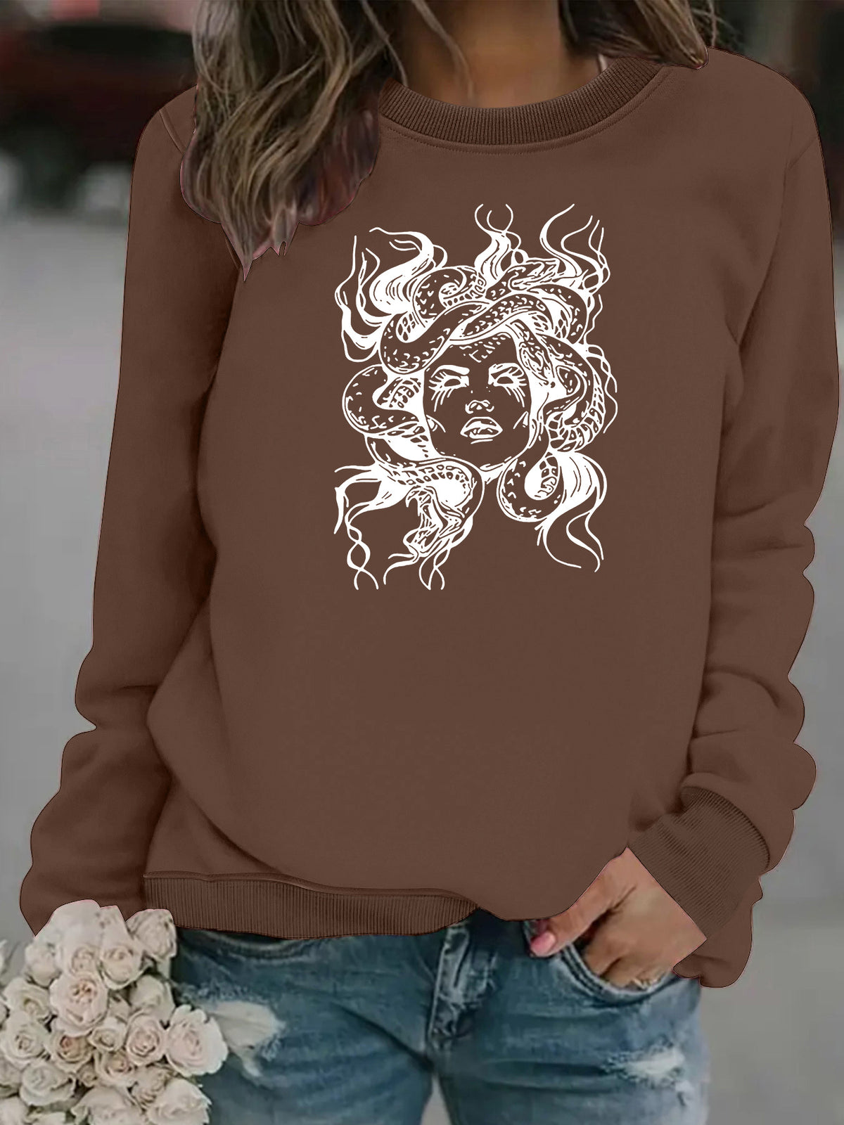 Sweatshirt Serpentina — Estampado Sinuoso (Modelo 2)