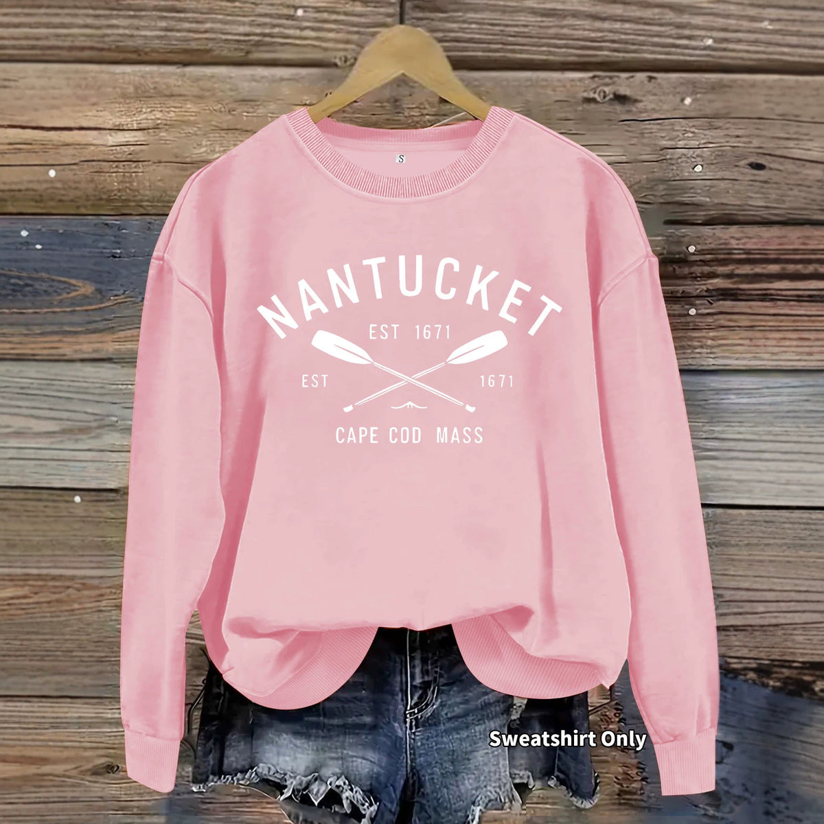 Long sleeved sweatshirt